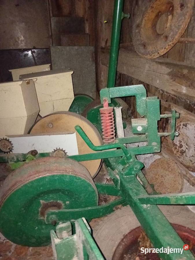 Siewnik taczkowy do warzyw i kukurydzy Rąb