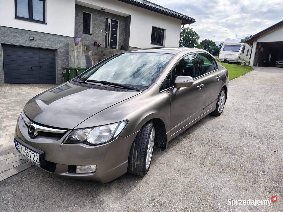 Mam do zaoferowania Hondę Civic VIII generacji w Strzyżów