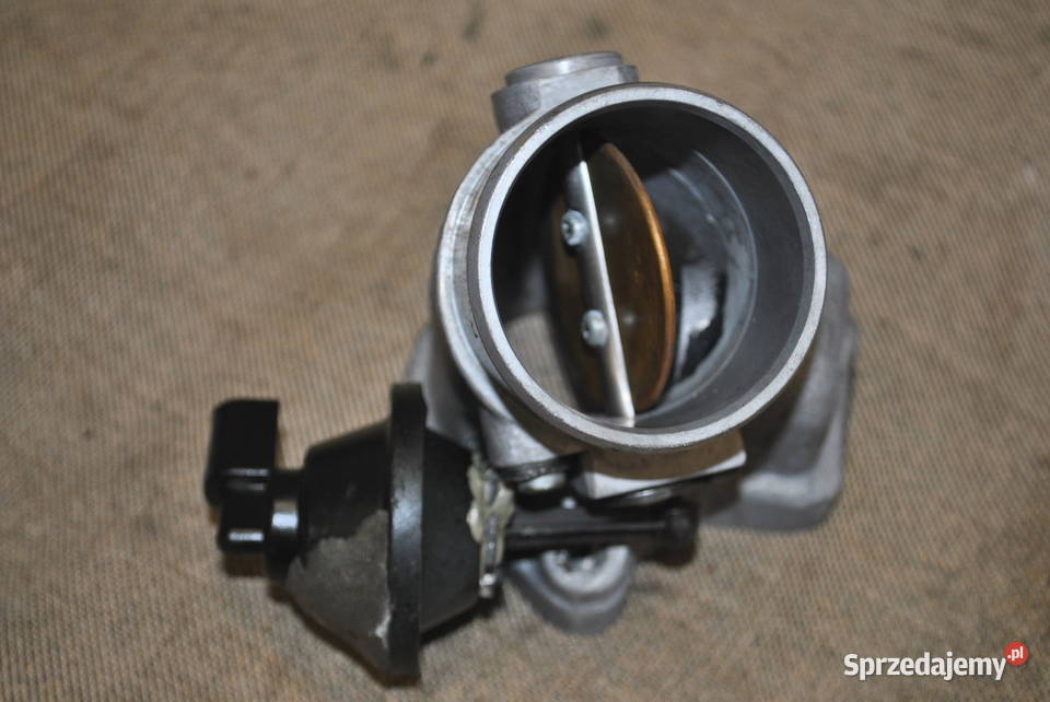 Klapa gasząca AUDI A4B4 A6C5 A8D2 PASSAT B5 osobowe Poręba sprzedam