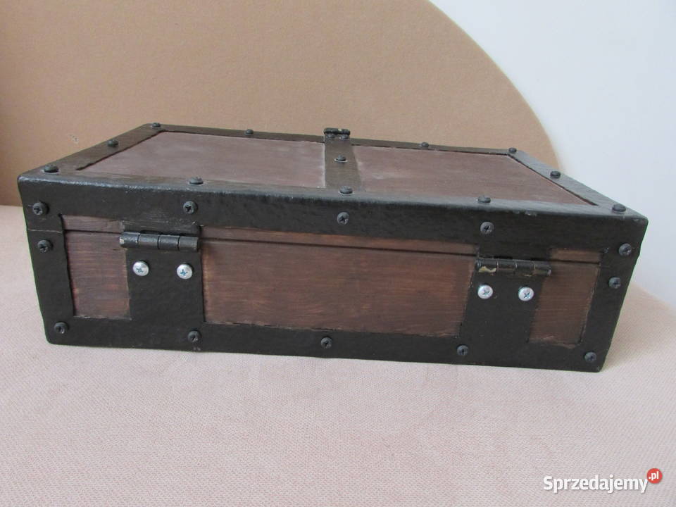 skrzynia drewniana skrzynka rękodzieło Kraków