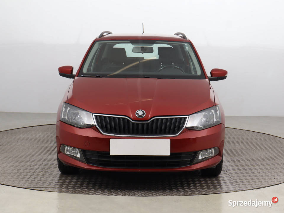 Skoda Fabia 12 TSI czerwony