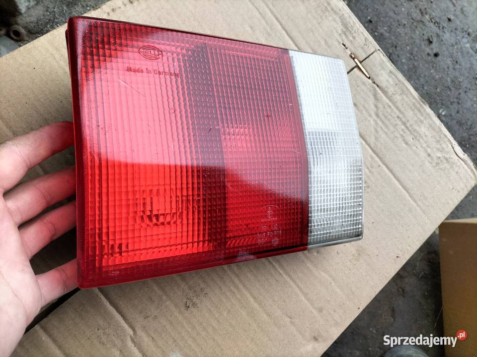 LAMPA TYŁ TYLNA LEWA AUDI 80 HELLA lubelskie Kamień-Kolonia