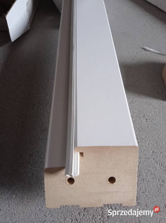 Ościeżnice kolor orzech biała Biłgoraj