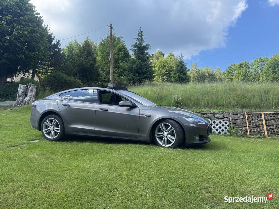 Tesla Model S 70D AWD 2016 Free Supercharging Samochody osobowe Jeleśnia