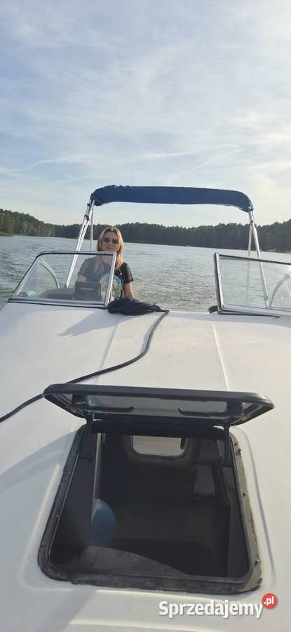 Łódź kabinowa motorowa AQUATRON 2165 AFT jacht