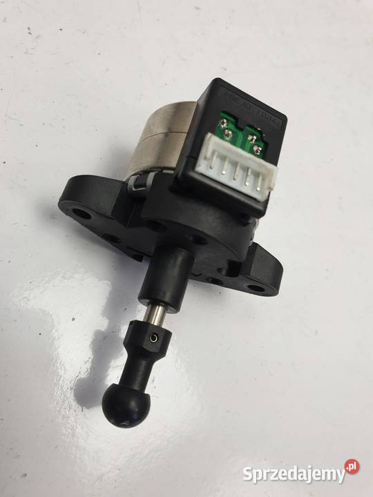 Mercedes A205 W205 SILNICZEK REGULACJI LAMPY Chełm sprzedam