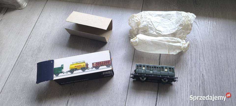 PIKO H0 KOLEKCJONERSKI WAGON BOCZNIAK 1