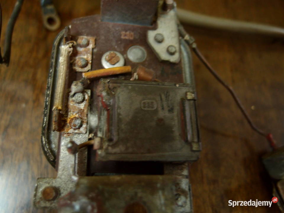 Regulator napięcia bosch 14V 25A Opel Rekord Układ elektryczny silnika Łódź