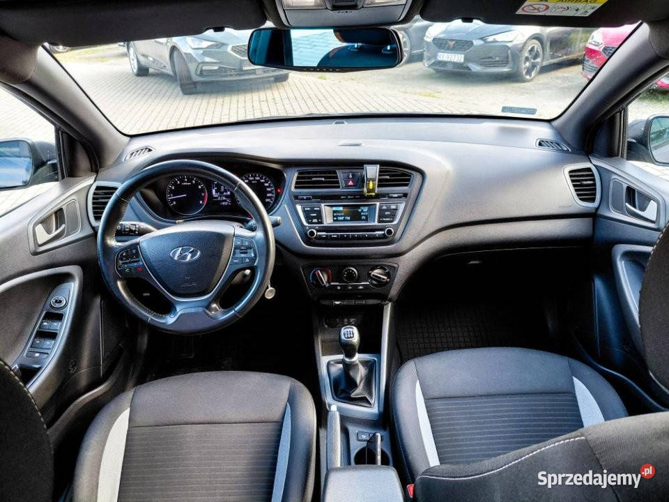 HYUNDAI i20 2017r Salon Polska Iszy Właściciel manualna Kraków