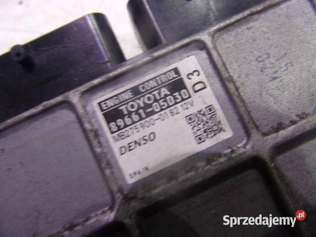 8966105D30 KOMPUTER SILNIKA TOYOTA AVENSIS T27 2 osobowe
