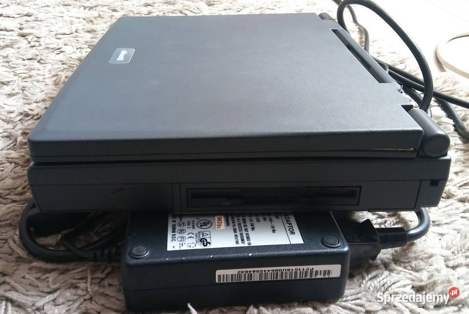 Stary Laptop Olivetti Echos P133C do naprawy na Dolsk