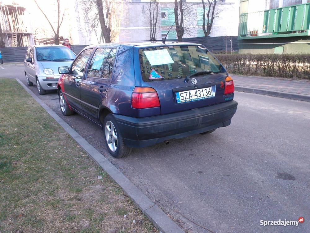 VW GOLF III 16 benzyna radio / CD Golf Zawiercie