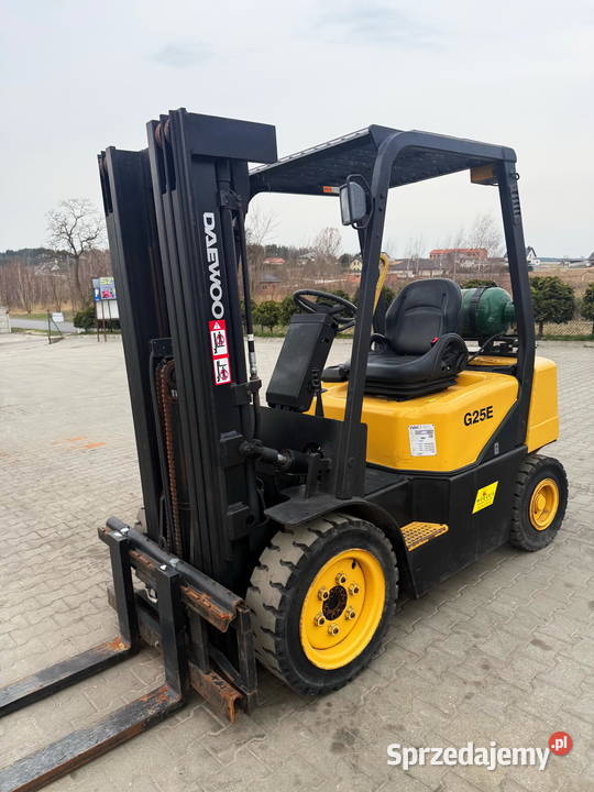 wózek widłowy DAEWOO G25E3 LPG Triplex 470m 2500 gaz Działoszyn