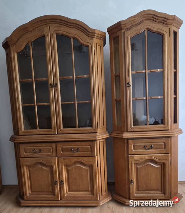 Sprzedam komplet mebli dębowych do salonu
