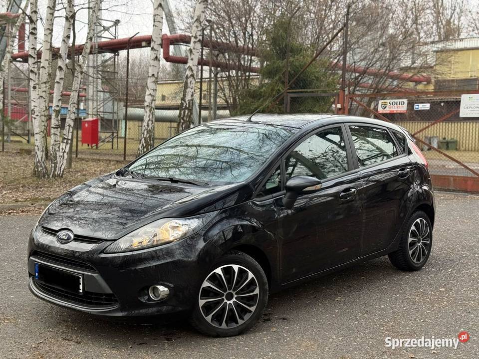 Ford Fiesta 14 TDCi Champions Edition nieuszkodzony Częstochowa