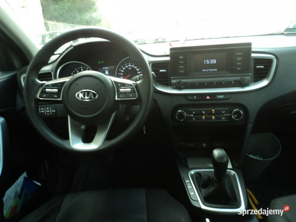 Kia Nowy Ceed sprzedam ładnego KIA CEED z 2020r srebrny Lublin