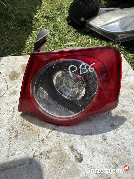 Lampa Lewa Tył Volkswagen Passat B6 osobowe sprzedam