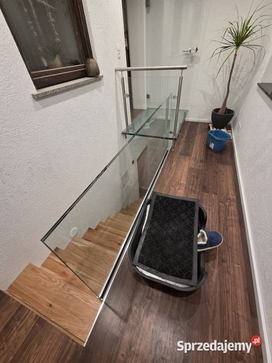 Balustrada całoszklana na rotulach schodowa mazowieckie