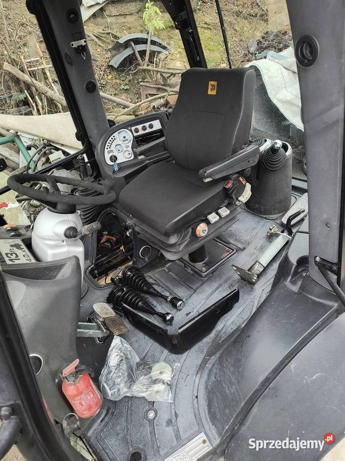 Kabina JCB 3cx p21 2005 JCB 3cx na części Rok produkcji 2005 małopolskie Tarnów