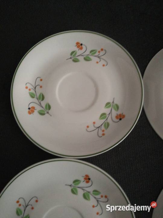 Talerzyki podstawki filiżanka Wałbrzych