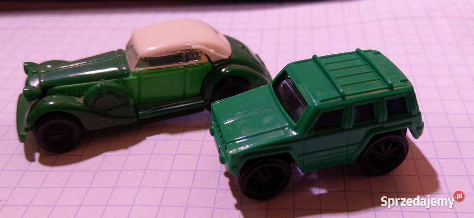 Dwa samochodziki zielone ruchome koła 1993 PRL Warszawa