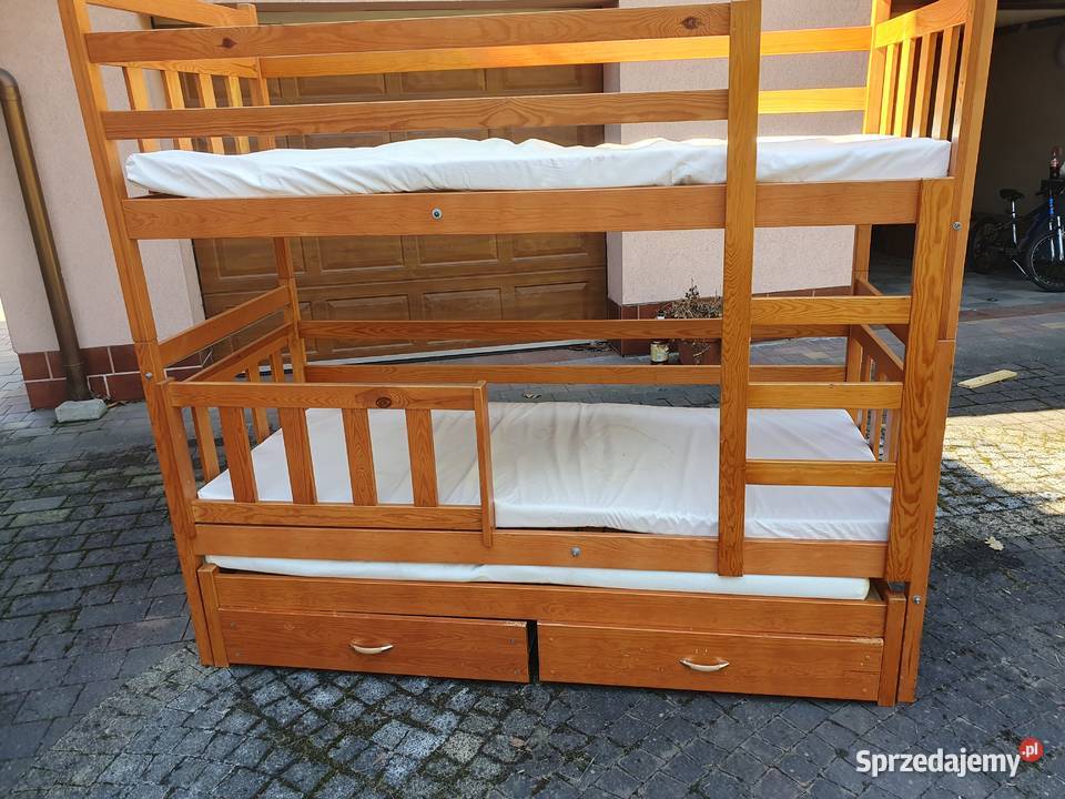 Łóżko piętrowe 3 osobowe z szufladami sprzedam