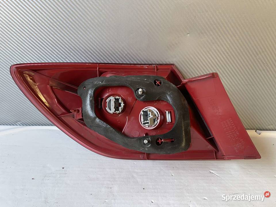 MAZDA 3 PRAWA LAMPA TYŁ Ostroróg