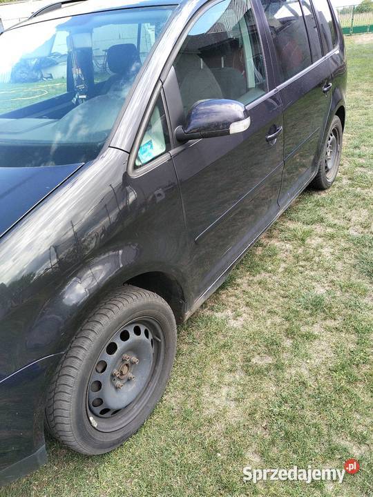Sprzedam Volkswagen Touran 19 silnik 4/5
