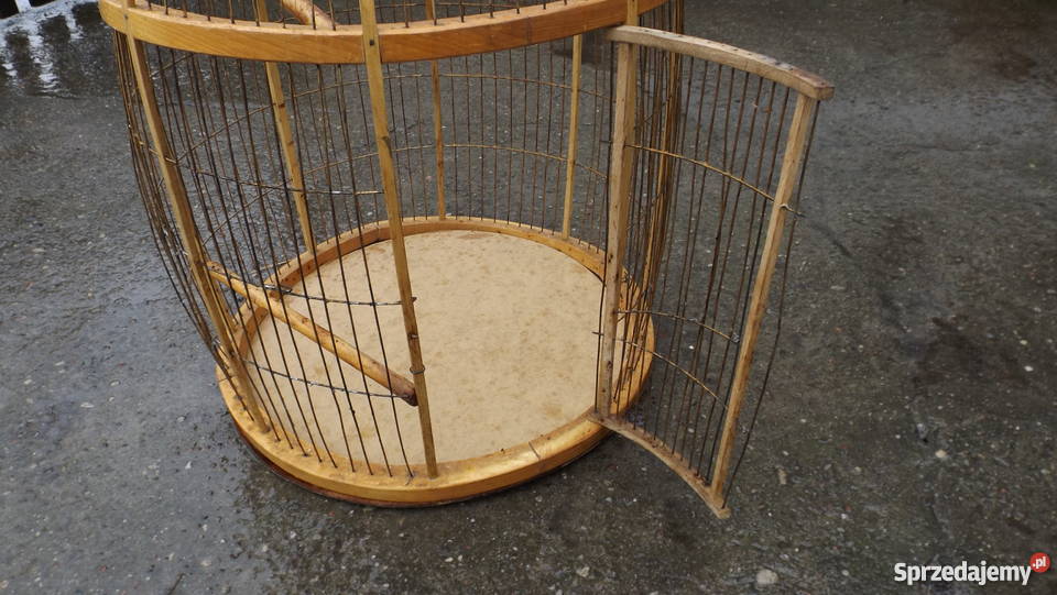 Stara duża klatka ptaków Papugi inny kolor