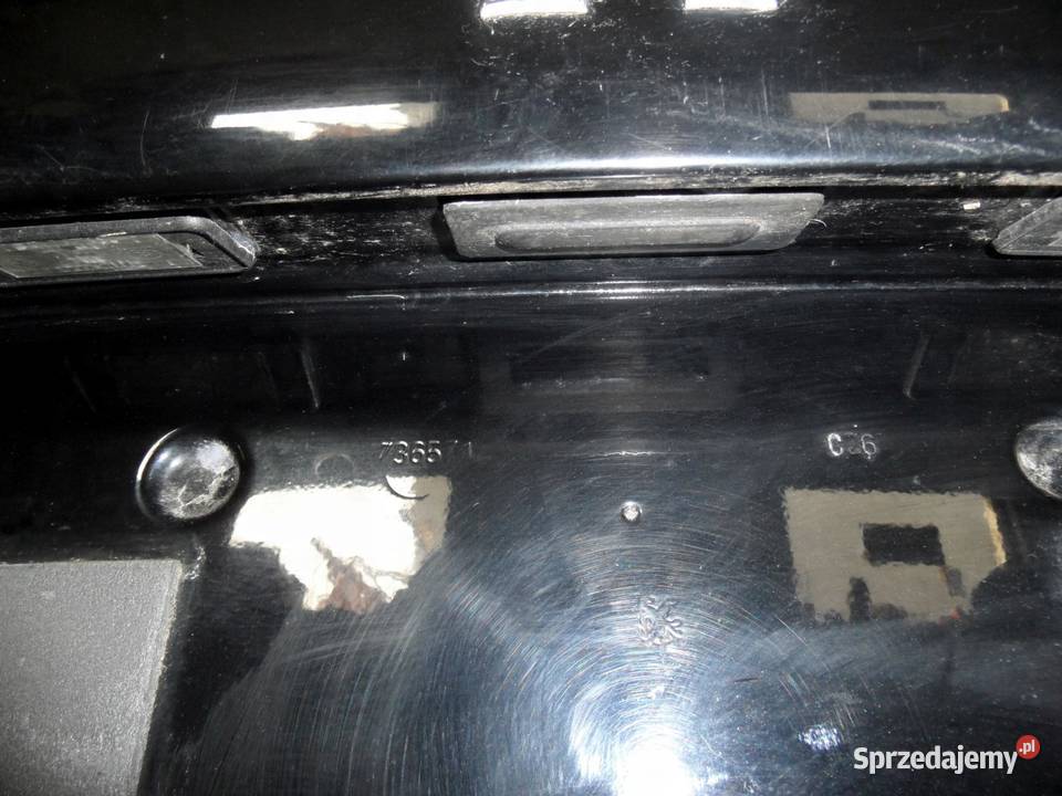 PEUGEOT 208 I 12r klapa tył