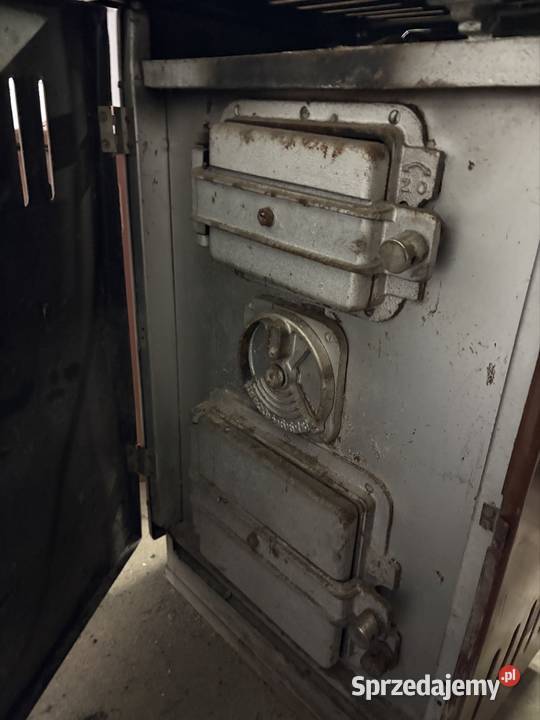 Pięć żeliwny szamotowy na węgiel Żar 12a koza Bełsznica