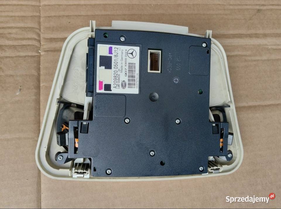 Lampa kabiny Mercedes CLK w209 Żory