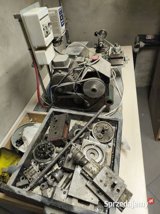 Tokarka tos mn 80 CNC
