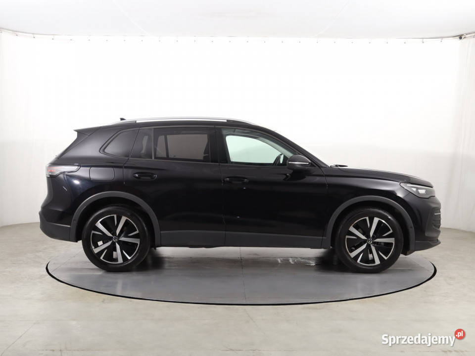 VW Tiguan 15 eTSI Katowice