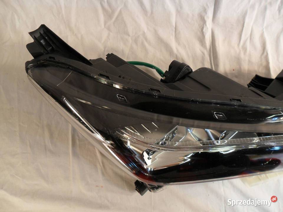 REFLEKTOR PRZÓD STRONA PRAWA NISSAN LEAF II ZE1 Lampy przednie Nowy Tomyśl sprzedam