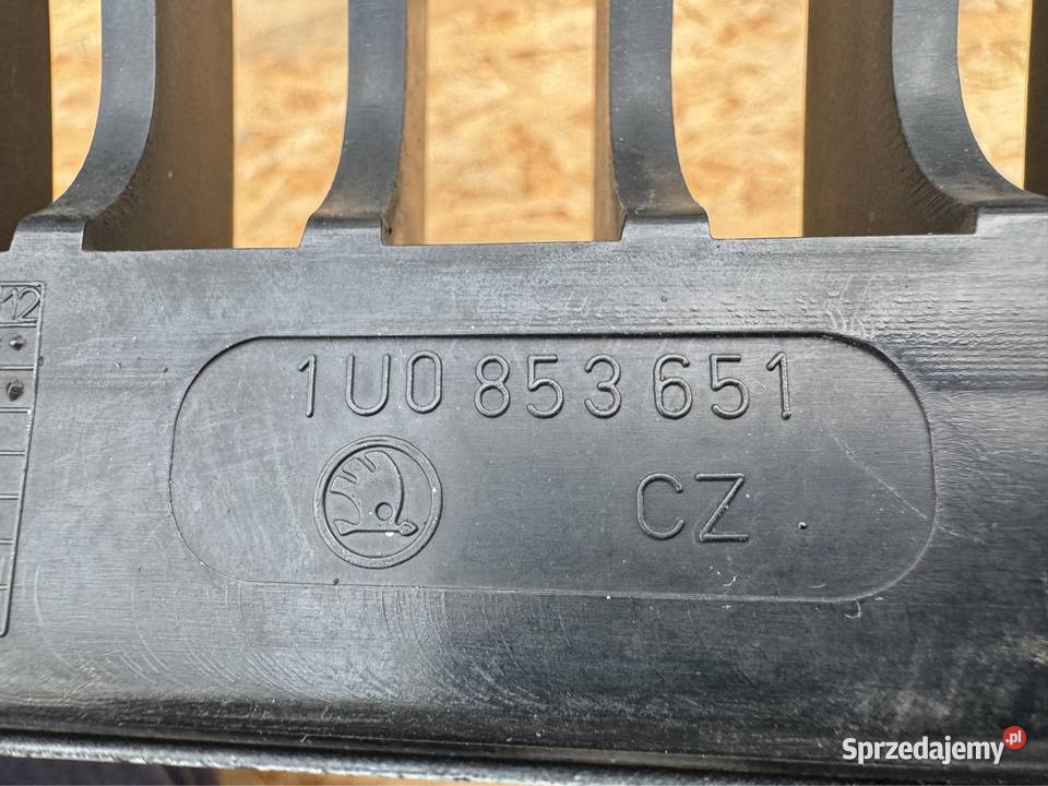 Grill atrapa chłodnicy skoda octavia I 1 1U0 osobowe
