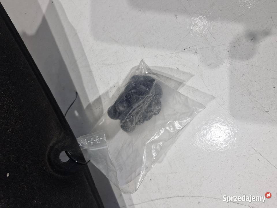 BMW F10 F11 IZOLACJA WYGŁUSZENIE MASKI OSŁONA