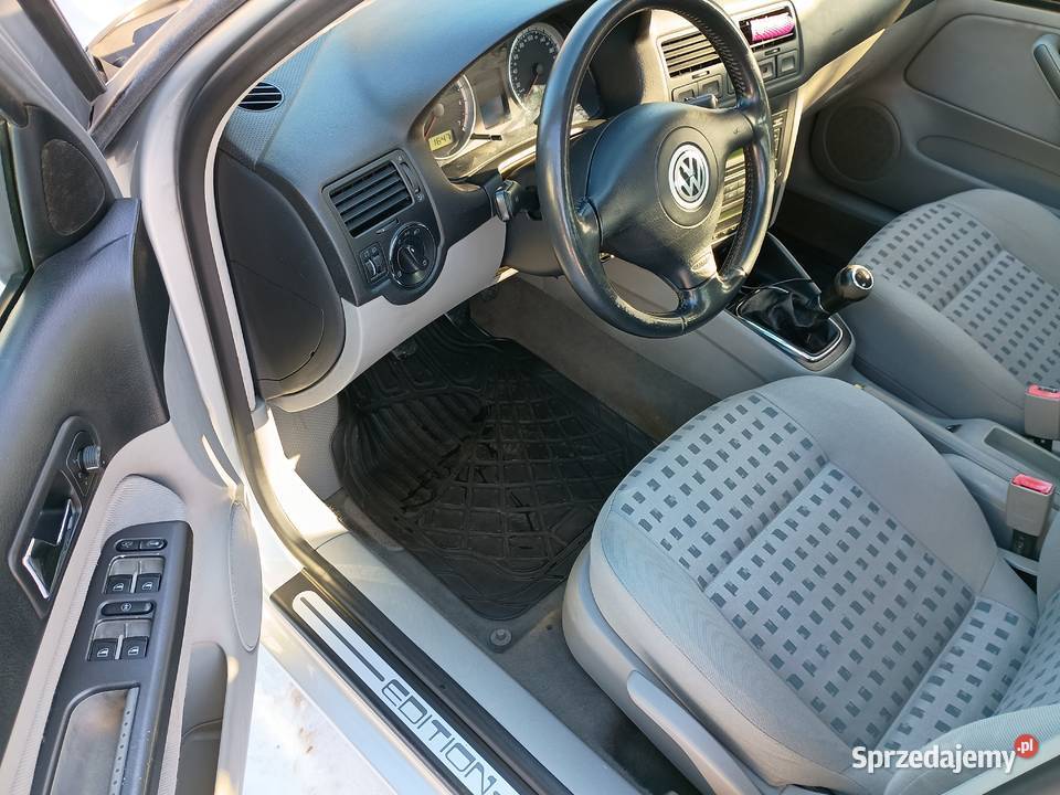 SUPER STAN VW BORA z roku 2001 benzyna nieuszkodzony Ruda Śląska