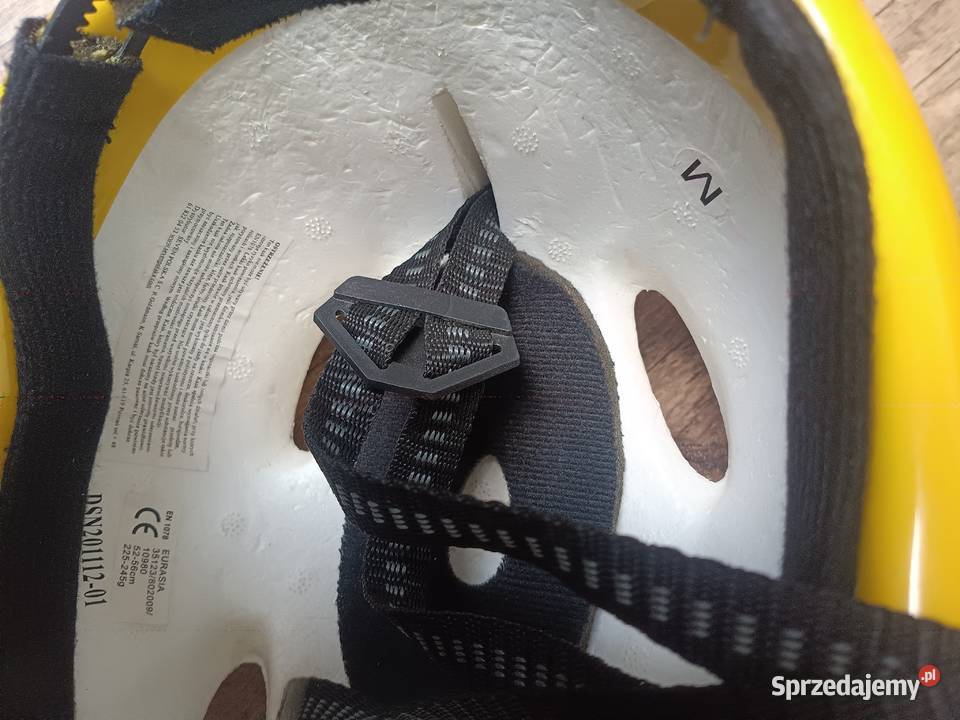 Kask rowerowy Kubuś puchatek M 5256 Zbylitowska Góra