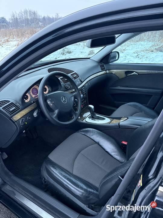 Niski przebieg początku w Polsce mazowieckie Warszawa