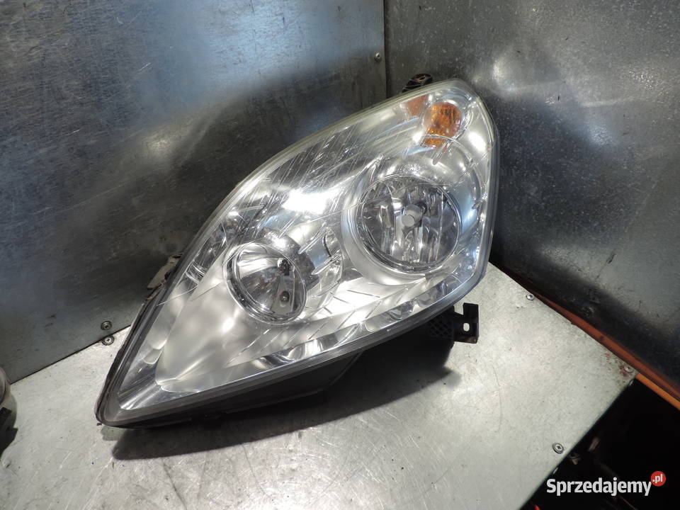 OPEL ZAFIRA B LAMPA LEWA PRZEDNIA PRZÓD Części samochodowe Nowy Sącz