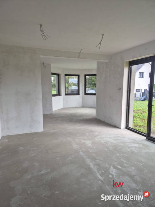 Dom wolnostojący Wyry 2352m2