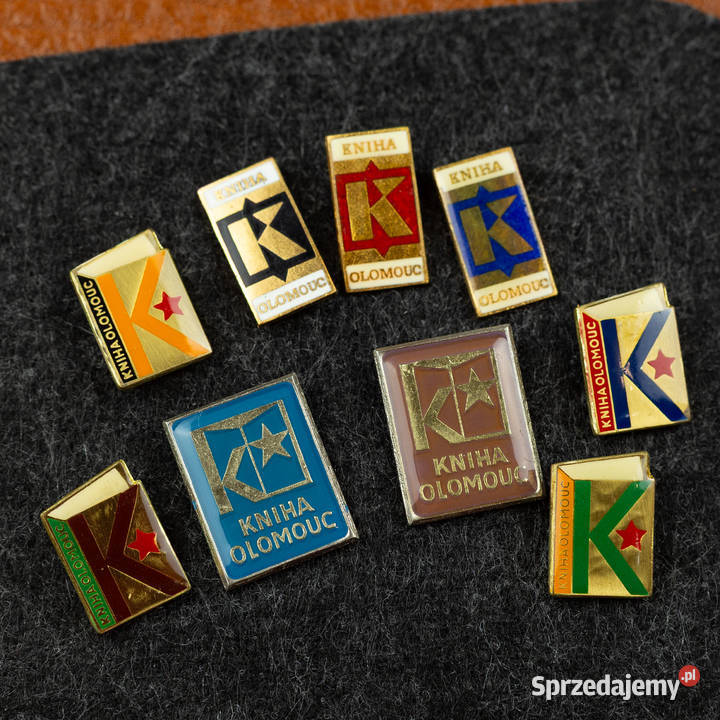 Czechosłowackie przypinki KNIHA OLOMOUC 9 sztuk Pozostałe