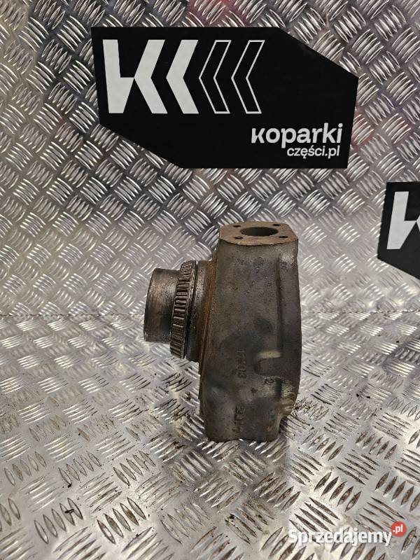 Zwrotnica lewa Volvo BL61 Case 580SM John Deere Gdynia