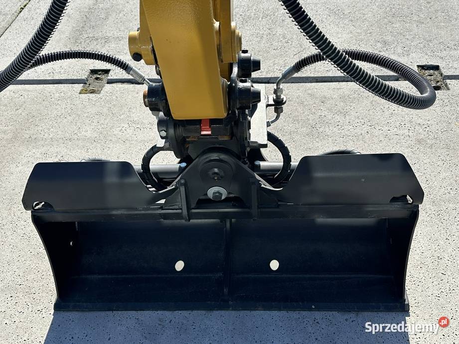 FABRYCZNIE NOWA MINIKOPARKA CATERPILLAR 302 CR Tuliszków
