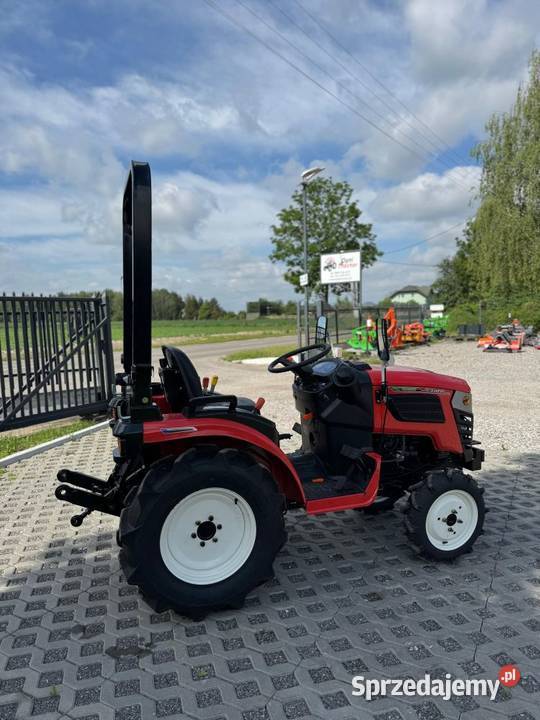 Hinomoto HM3020 20koni 4x4 wspomaganie 2025 mazowieckie Biskupice