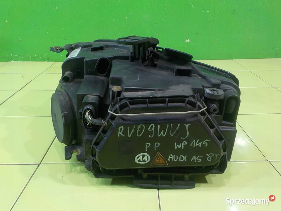 AUDI A5 8T 20 TFSI 09r COUPE 2D XENON lampa Suków