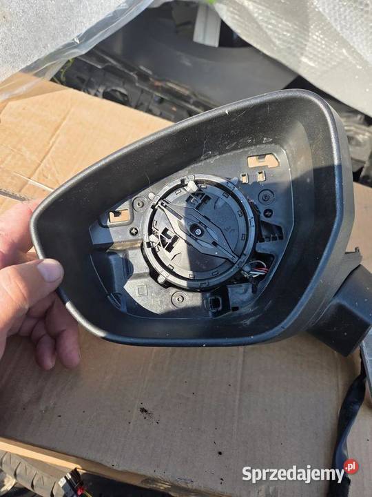 Lusterko lewe Audi A5 B10 8B1857409D 15 Pin