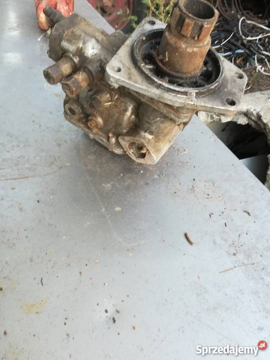 Pompa wtryskowa do Władimirec T25 Nowomodna