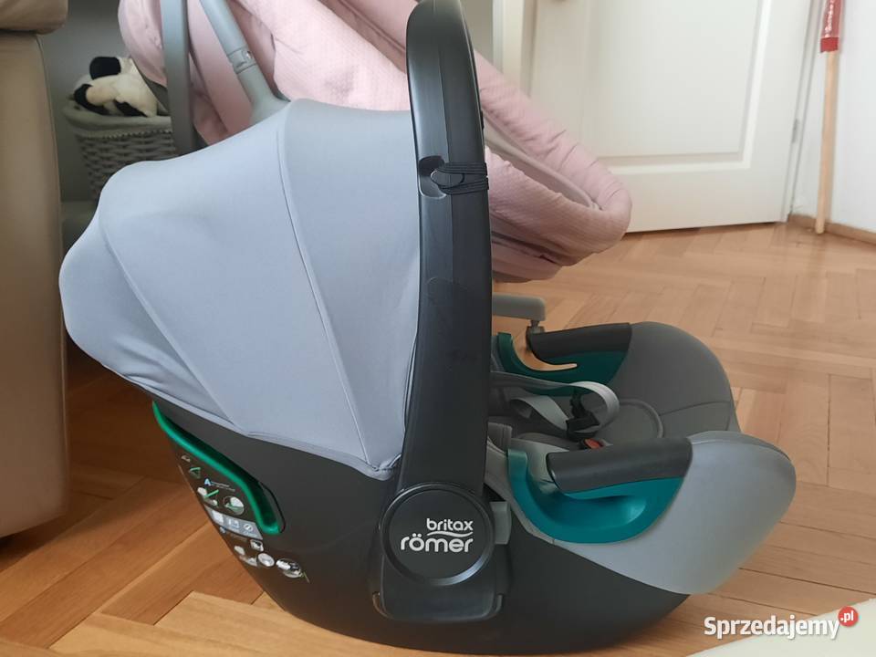 Britax Romer BabySafe 3 iSize nosidełko sprzedam